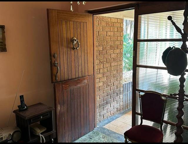 BUSINESS FOR SALE IN LYNNWOOD